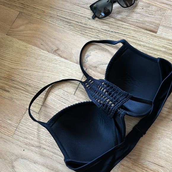 Victoria’s Secret set. Beautiful,gentle used. - Picture 5 of 5